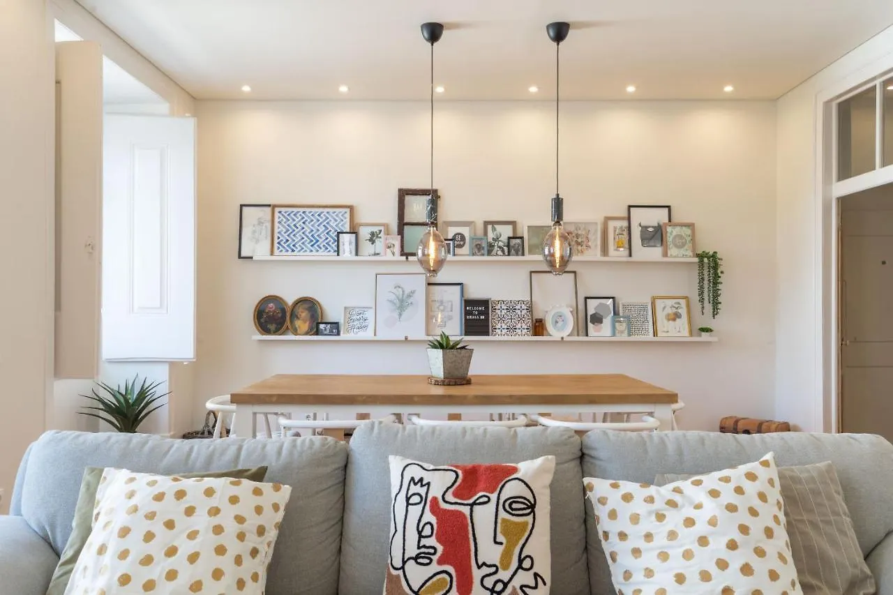 Charming Apartment Graca, 354 Lisbon