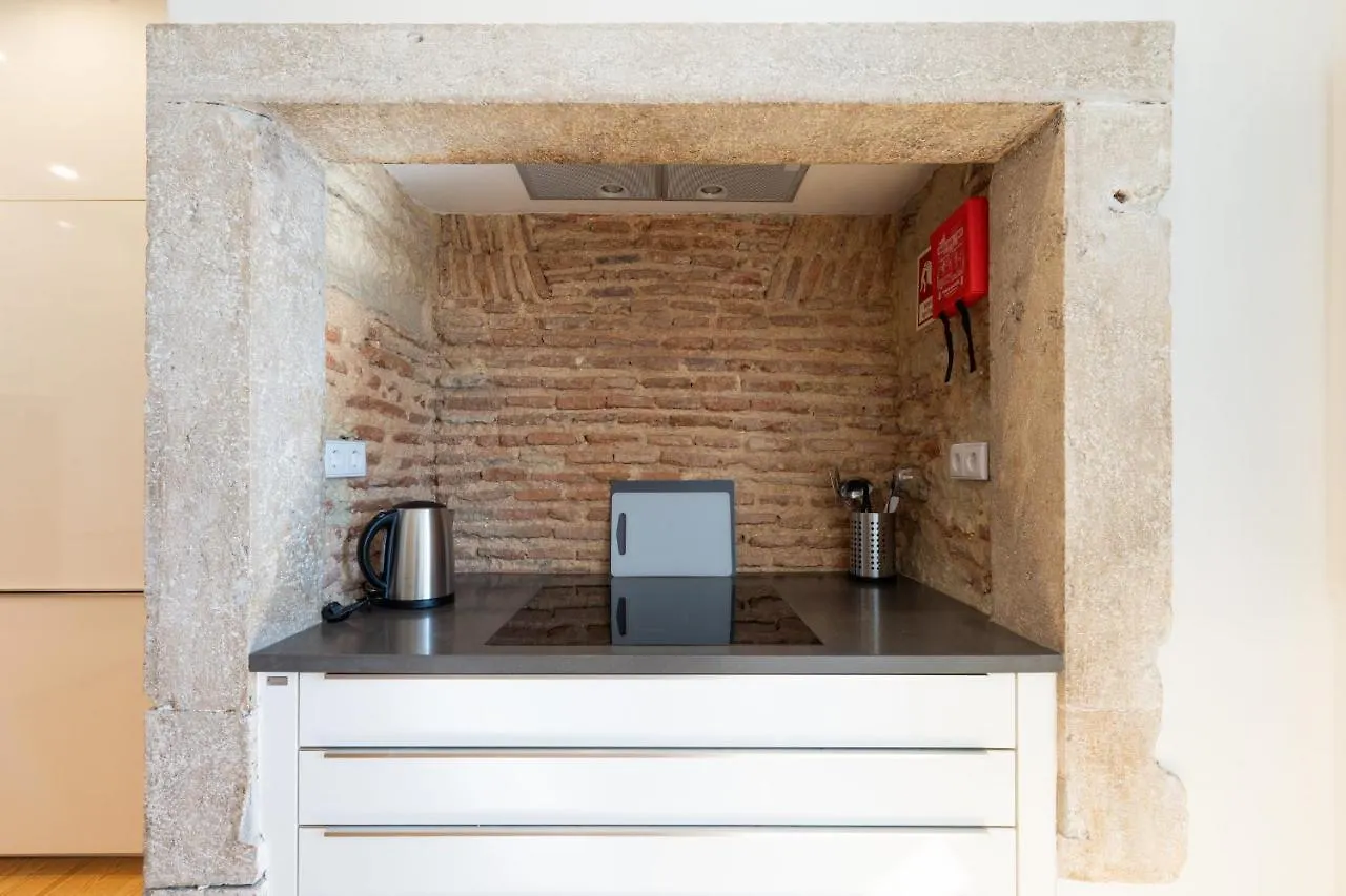 Charming Apartment Graca, 354 Lisbon