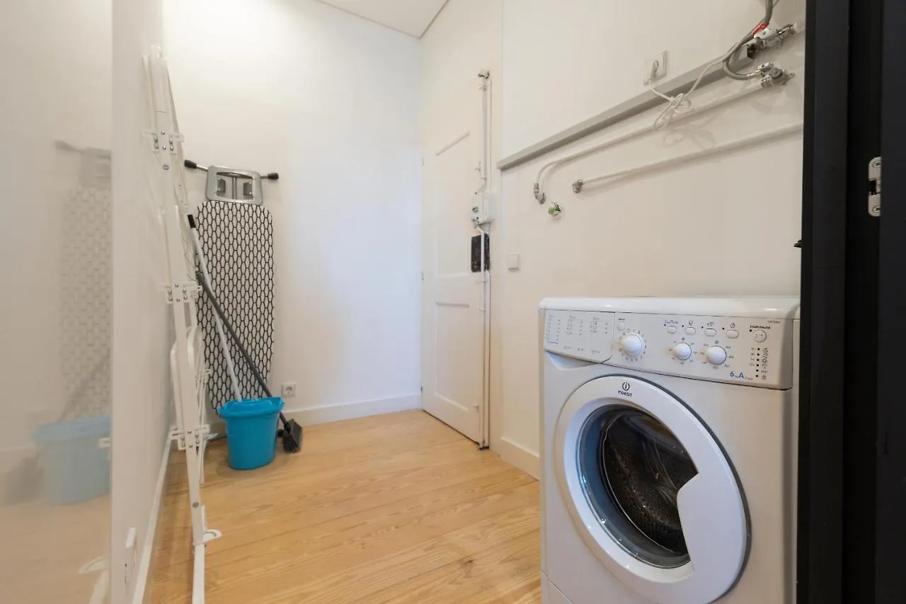 Charming Apartment Graca, 354 Lisbon
