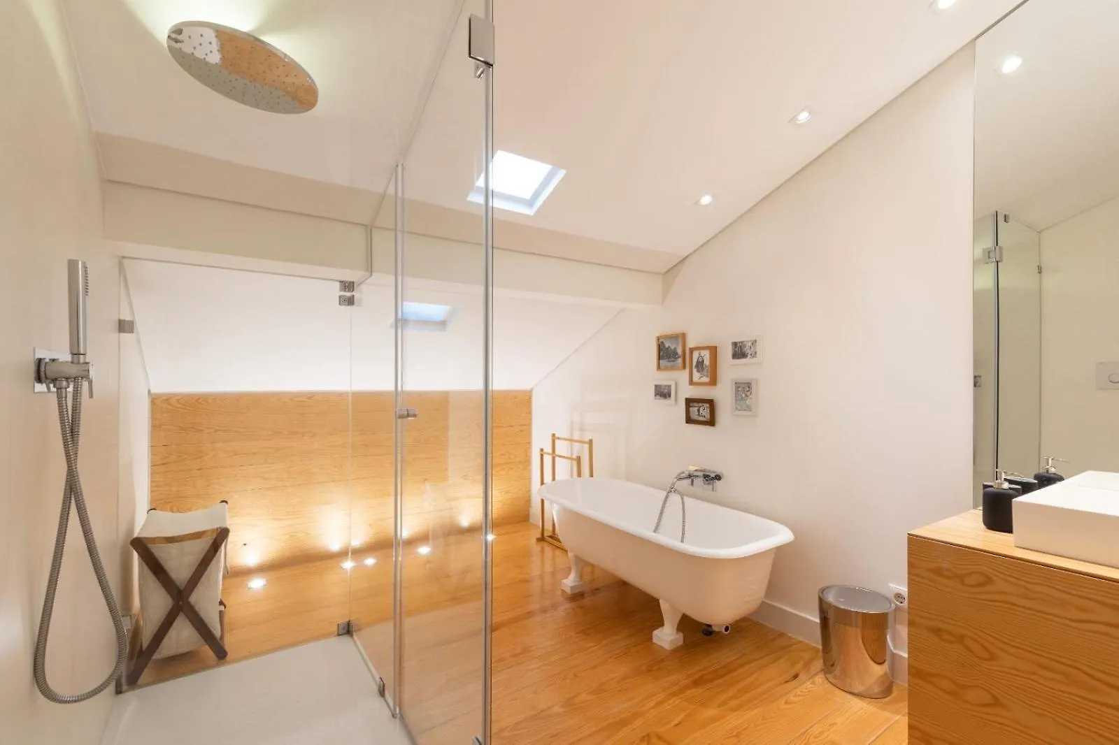 Charming Apartment Graca, 354 Lisbon