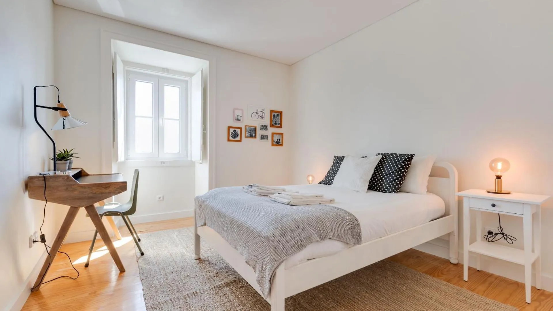 Charming Apartment Graca, 354 Lisbon